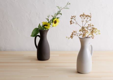 ピッチャーベース　白