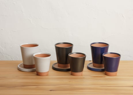 陶のビアカップ　白　ふつう / こぶり