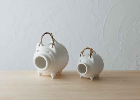 蚊やりブタ　こぶり　白