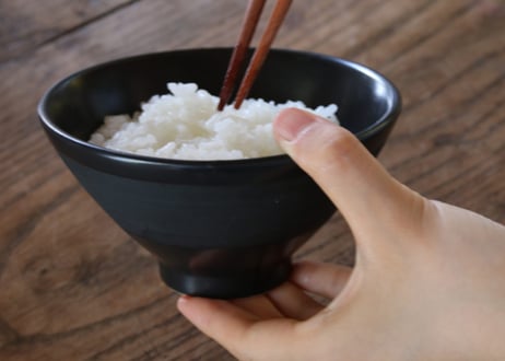 ごはんの碗 くろぐろ こぶり/ふつう