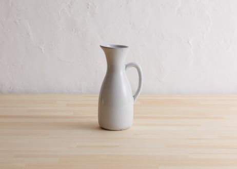 ピッチャーベース　白