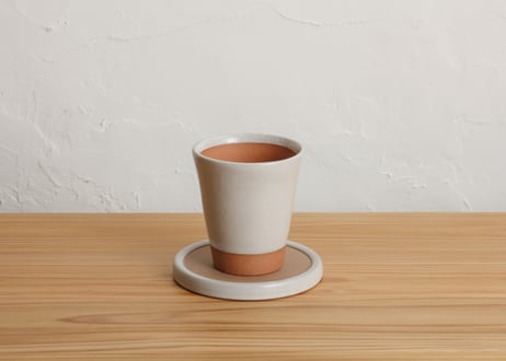 陶のビアカップ　白　ふつう / こぶり