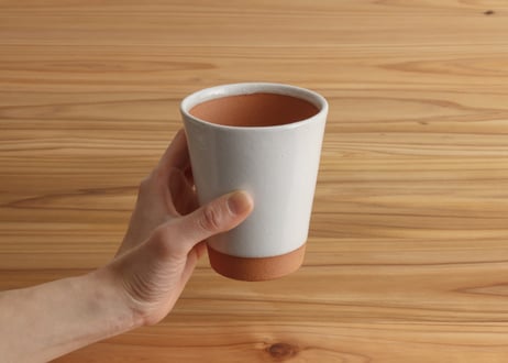 陶のビアカップ　白　ふつう / こぶり