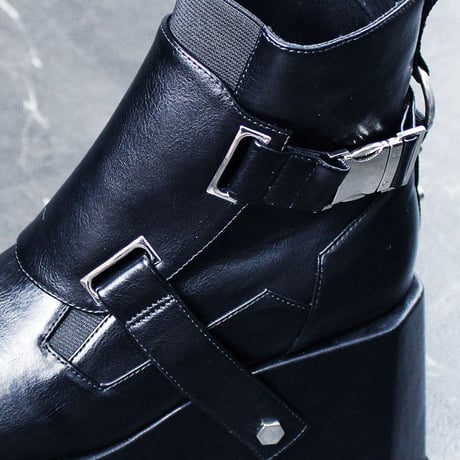 CATEGORY Shoes | CuLLt 