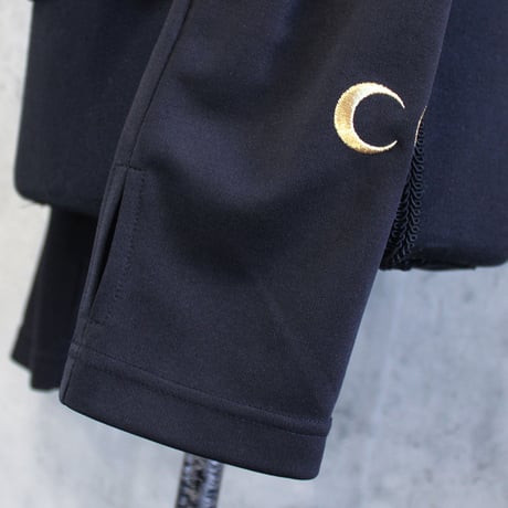 ASSASSIN SLIT HOODIE(GOLD)