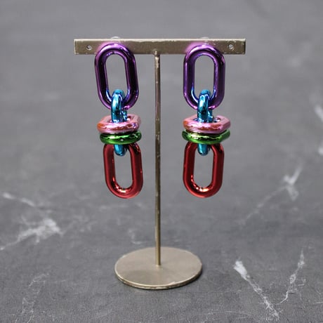 METALLIC CHAIN PIERCE