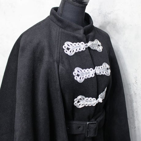 CHINA CAPE COAT (SILVER)