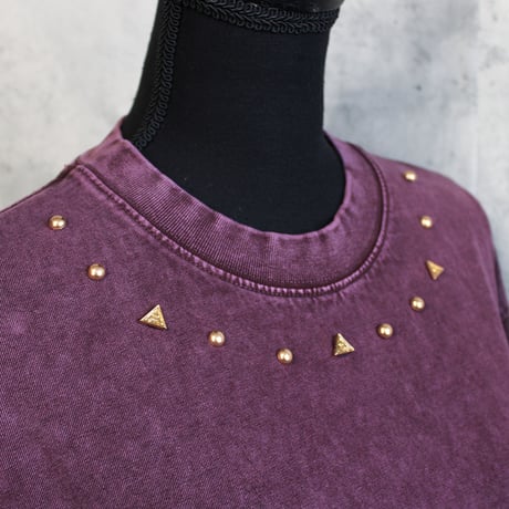 PYRAMID RIVET T-SHIRT(WINE)