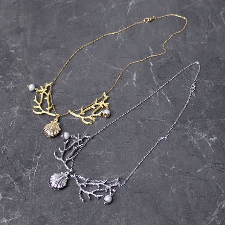 UTAKATA NECKLACE