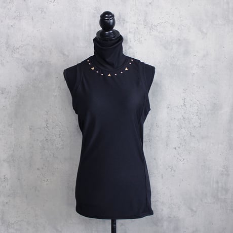 PYRAMID RIVET HI NECK