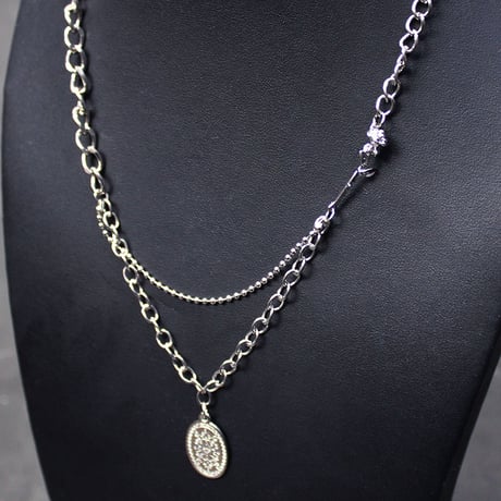 PLATE ROSE NECKLACE