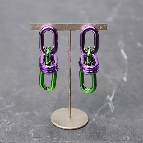 METALLIC CHAIN PIERCE