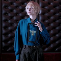 HYOUHON SHIRT (JEWEL BEE/BLUE)