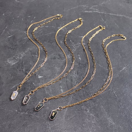 EMBLEM STONE NECKLACE(GOLD)