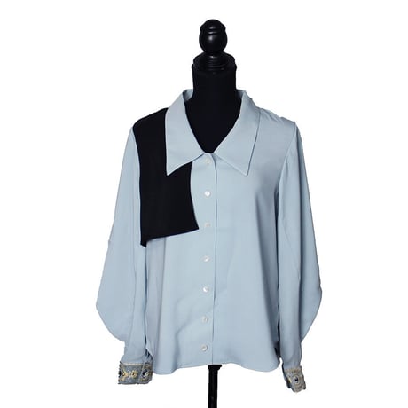 MANAZASHI BLOUSE
