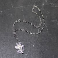 PEONY NECKLACE