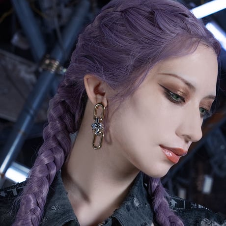 METALLIC CHAIN PIERCE