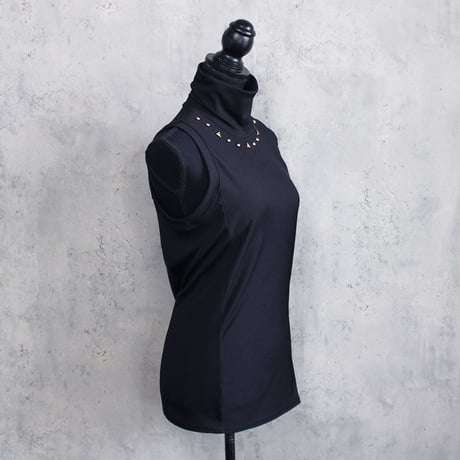 PYRAMID RIVET HI NECK