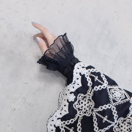 CHINA SHEER CUFFS