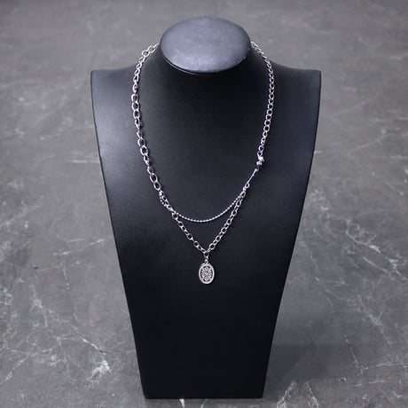 PLATE ROSE NECKLACE