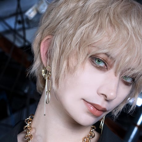 TWISTED CHAIN PIERCE