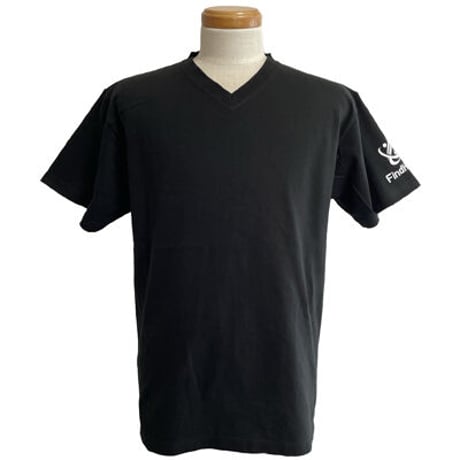 メインロゴがショルダーにプリント!!FindHope(ファインドホープ)_男女兼用_ショルダーロゴ_Ｖネック半袖Ｔシャツ【ブラック】_FH017