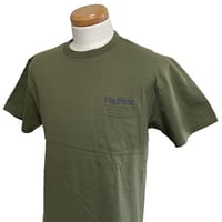 シンプルな大人のファッション!!FindHope(ファインドホープ)_男女兼用_ポケット付き_半袖Ｔシャツ_ロゴ刺繍【カーキ】_FH004