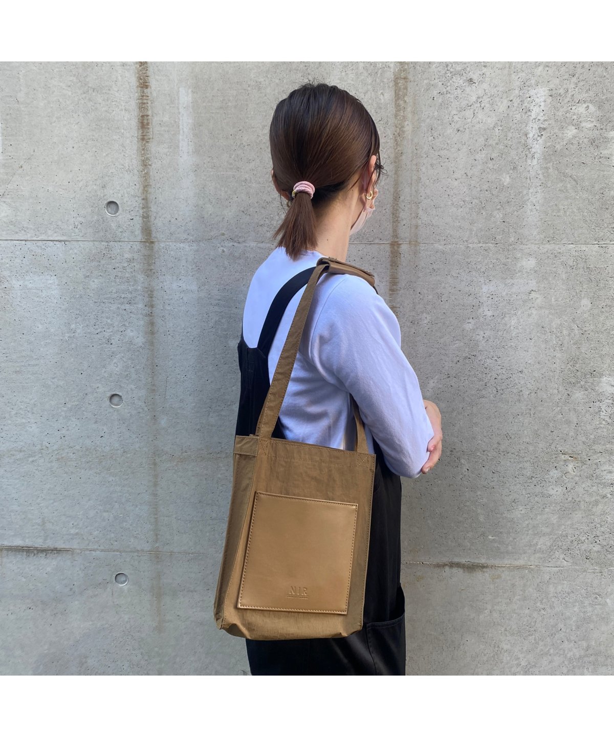 Book Holic Tote ブックホリックトート 本屋巡りのためのバッグ 軽量