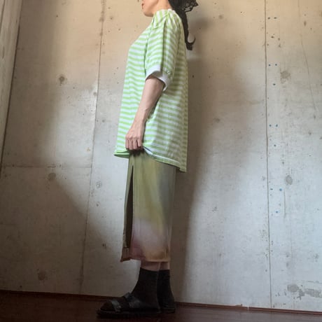 90s border tee