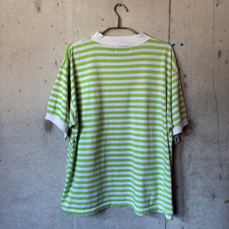 90s border tee
