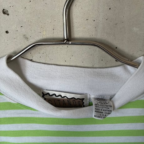 90s border tee