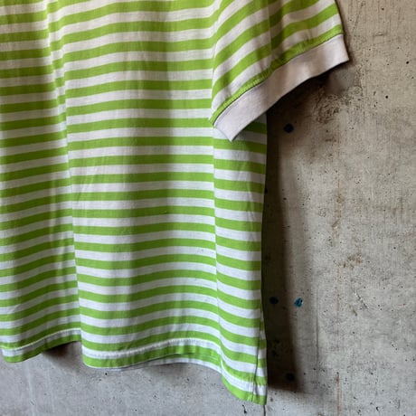 90s border tee
