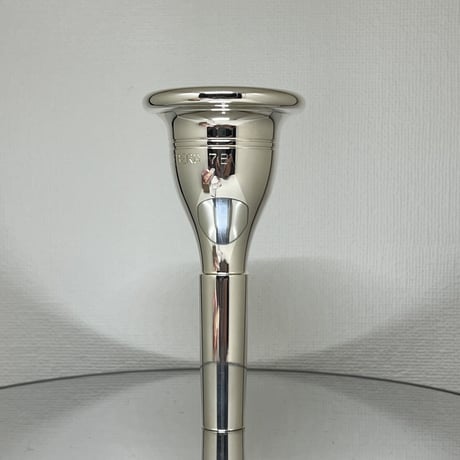 CONN Hellebergシリーズ