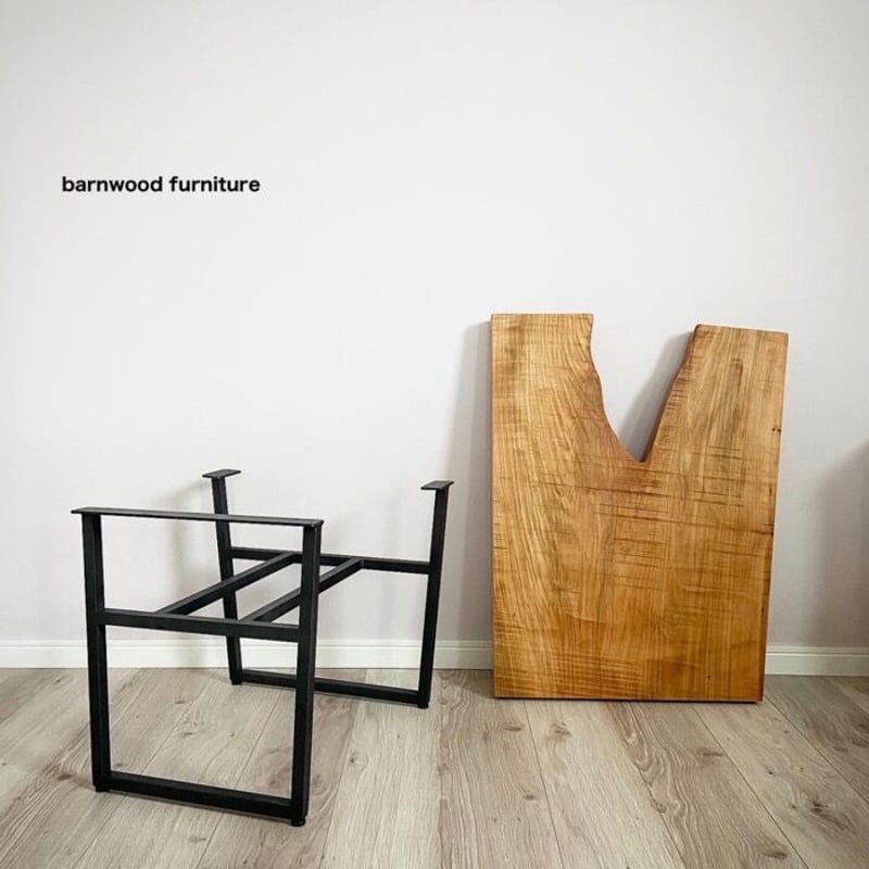 1点物 】一枚板サイドテーブル 山桜 | ニコルソン家具店