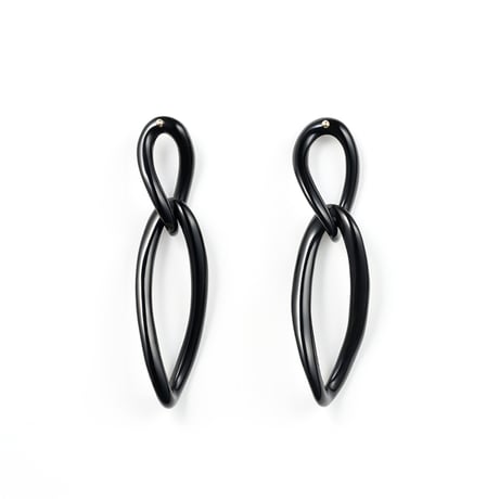 Monochrome Noir Earrings K10YG