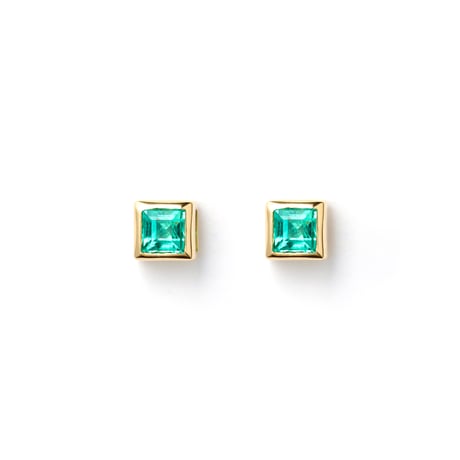 "Ultimate sophistication" Emerald Pierced earrings K18YG