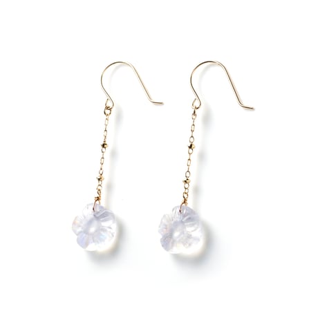 White Flower Pierced Earrings K10YG
