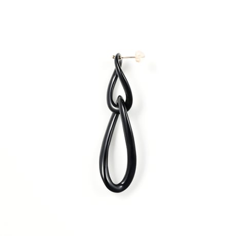 Monochrome Noir Earrings K10YG