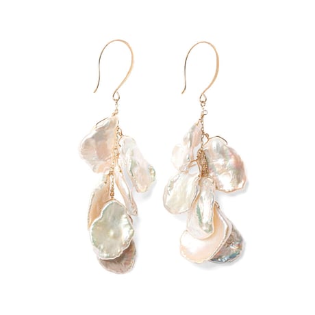 Petal Pearl Pierced earrings