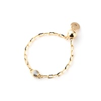 "Ultimate sophistication" Nut Diamond Chain Ring K18YG