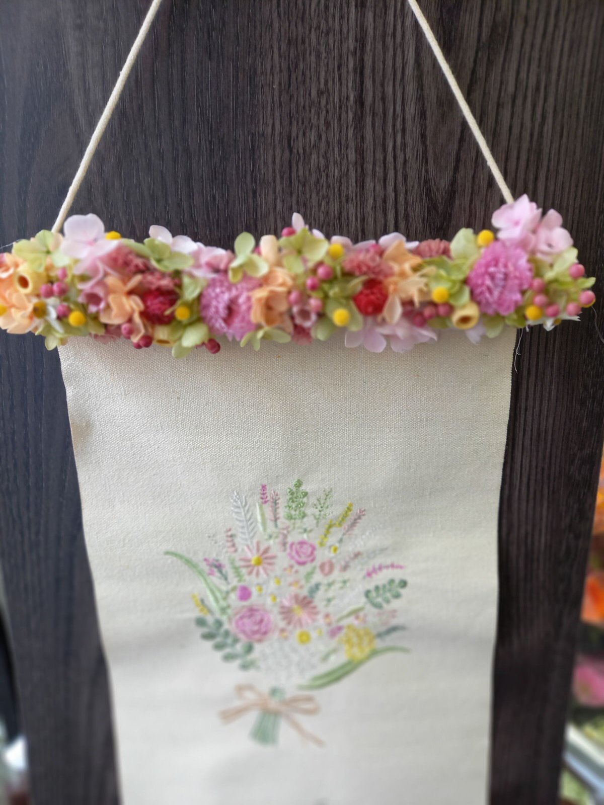 刺繍タペストリー fit=scale-down,w=1200
