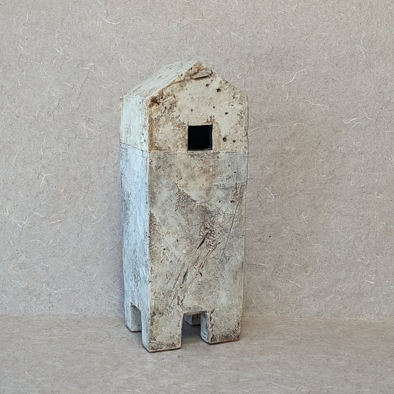 造形作家　kitutukifabrika 手のオブジェ field work