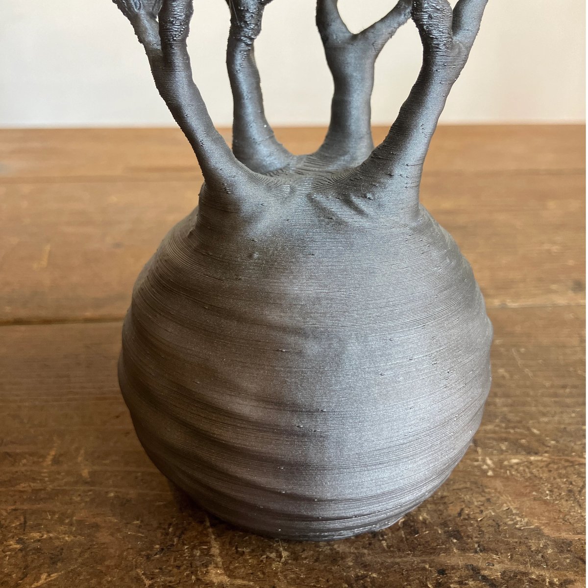 20：グラキリス フィギュアB 焼鉄色 Mサイズ 010 | Home&Plants