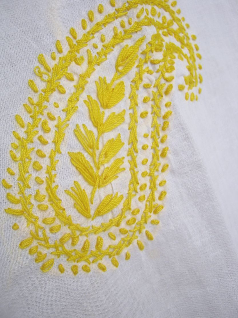 インド刺繍クルタcek5/S~SM/ホワイト・イエロー刺繍 インド刺繍クルタcek5/S~SM/ホワイト・イエロー刺繍