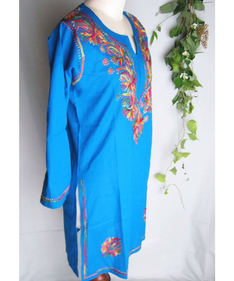刺繍入りクルタセット　パンジャビドレス 刺繍入りクルタセット パンジャビドレス ワンピース