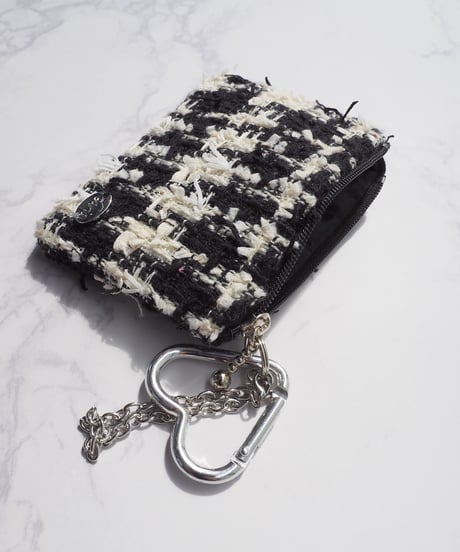feather black×feather ivory（charm pouch）