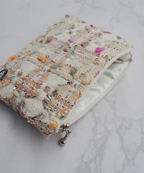 ivory×pompoms color（pouch）