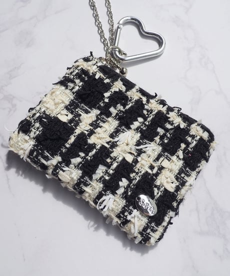 feather black×feather ivory（charm pouch）