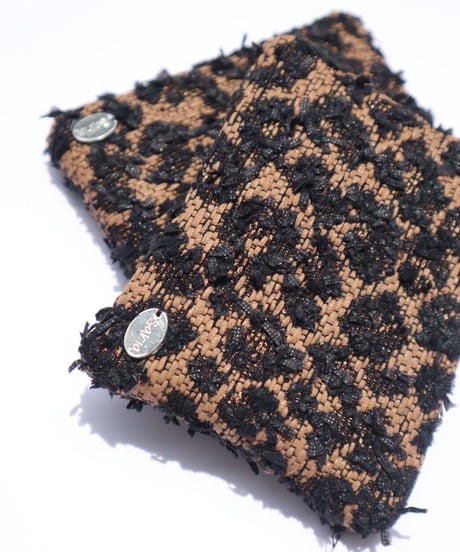 blown leopard tweed（pouch）【silver charm】