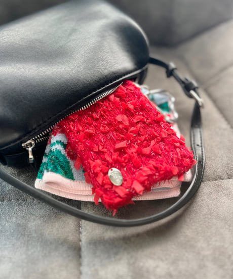 red×feather（charm pouch）